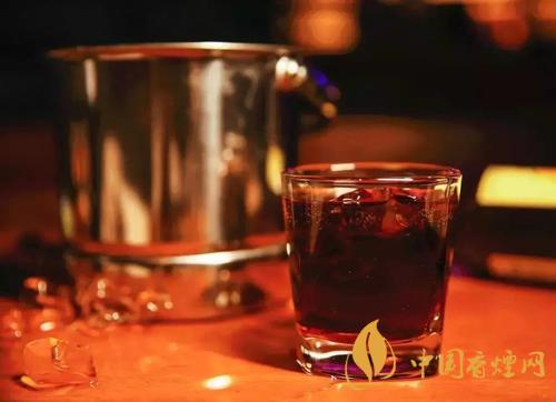 可樂桶是什么酒 非?；鸨目蓸吠罢{(diào)配方法介紹