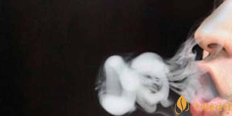 抽煙怎么吐煙圈，吐煙圈是種藝術(shù)
